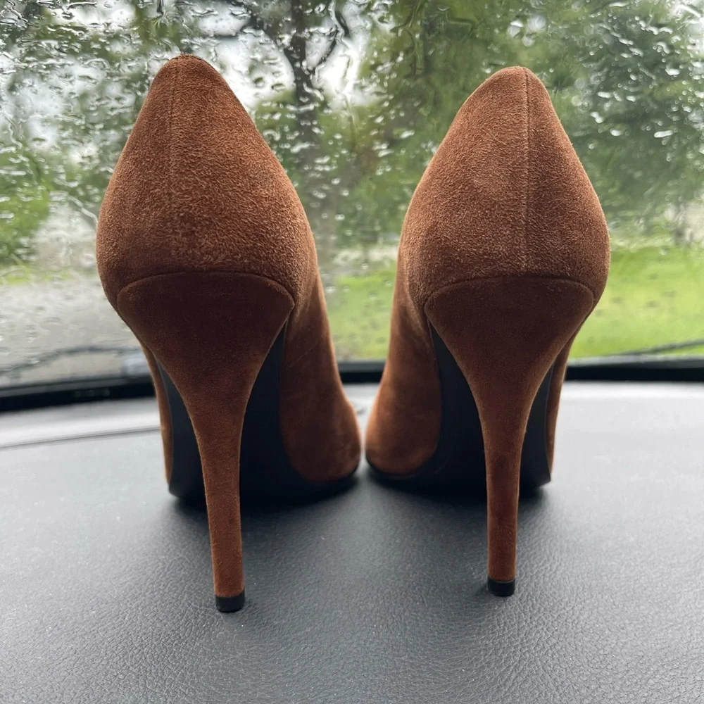 Stuart Weitzman Brown Heels with Pointed Toe and Stiletto - Picture 7 of 8